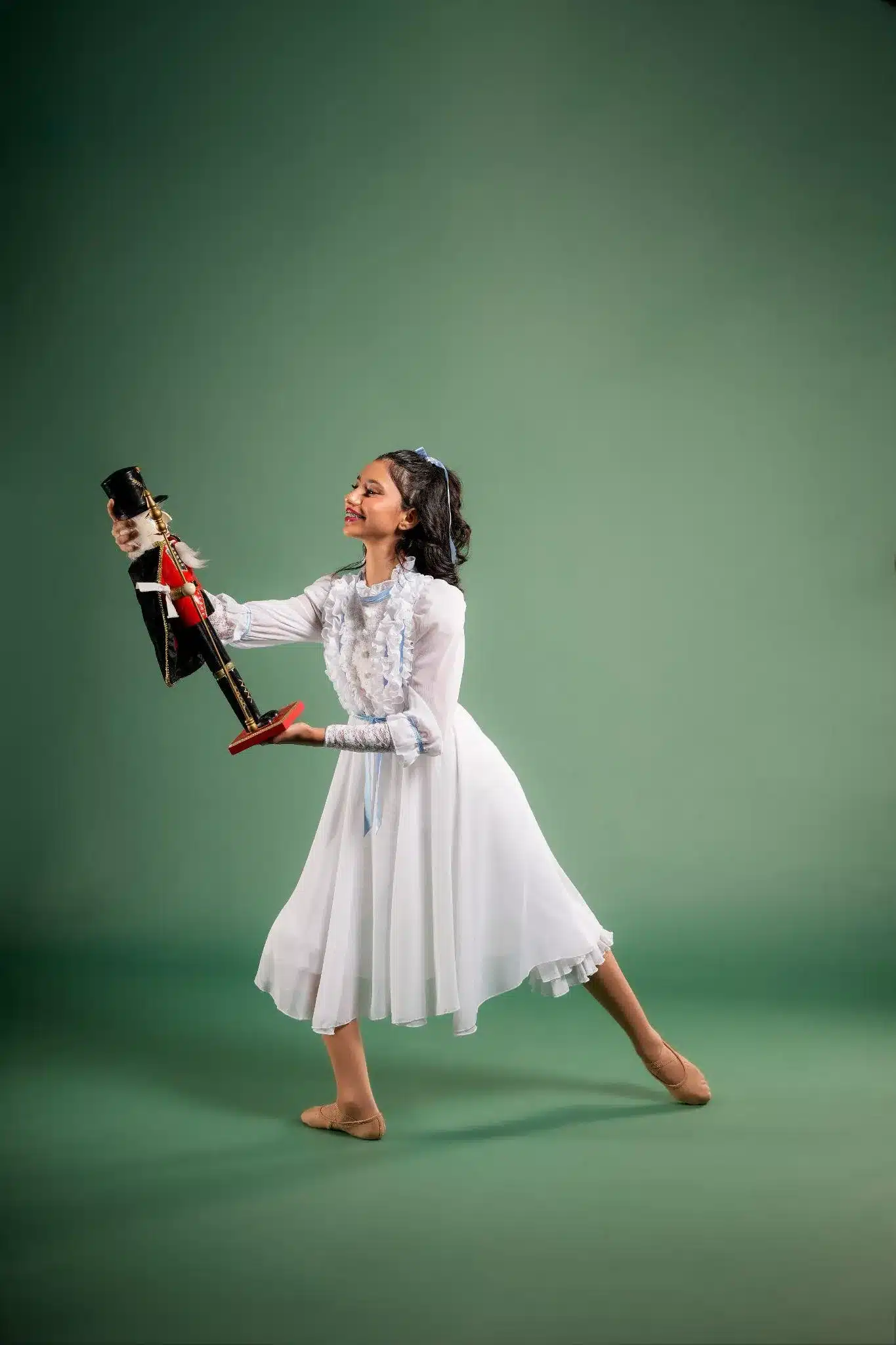 girl-holding-nutcracker-ballet